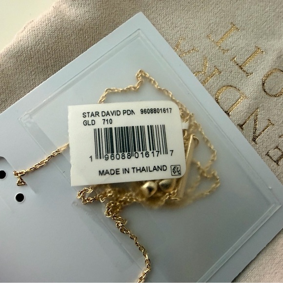 Kendra Scott Star of David Necklace in Gold - Picture 3 of 3